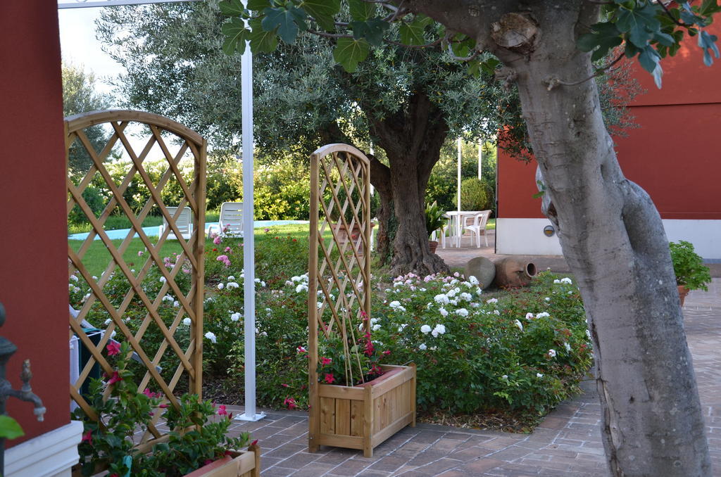Borgo Rosso Country House B&B Sirolo Exterior photo